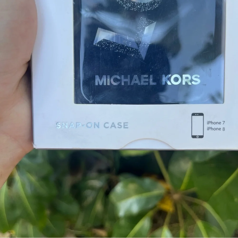 NWT Michael Kors “LOVE”  black iPhone 7 and 8 case!